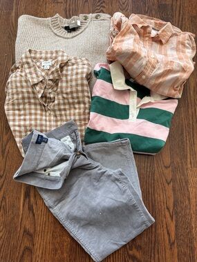 ☮️☮️ J CREW Mixed Casual Tops & Pants Bundle with Pink, Green, Beige, Gray